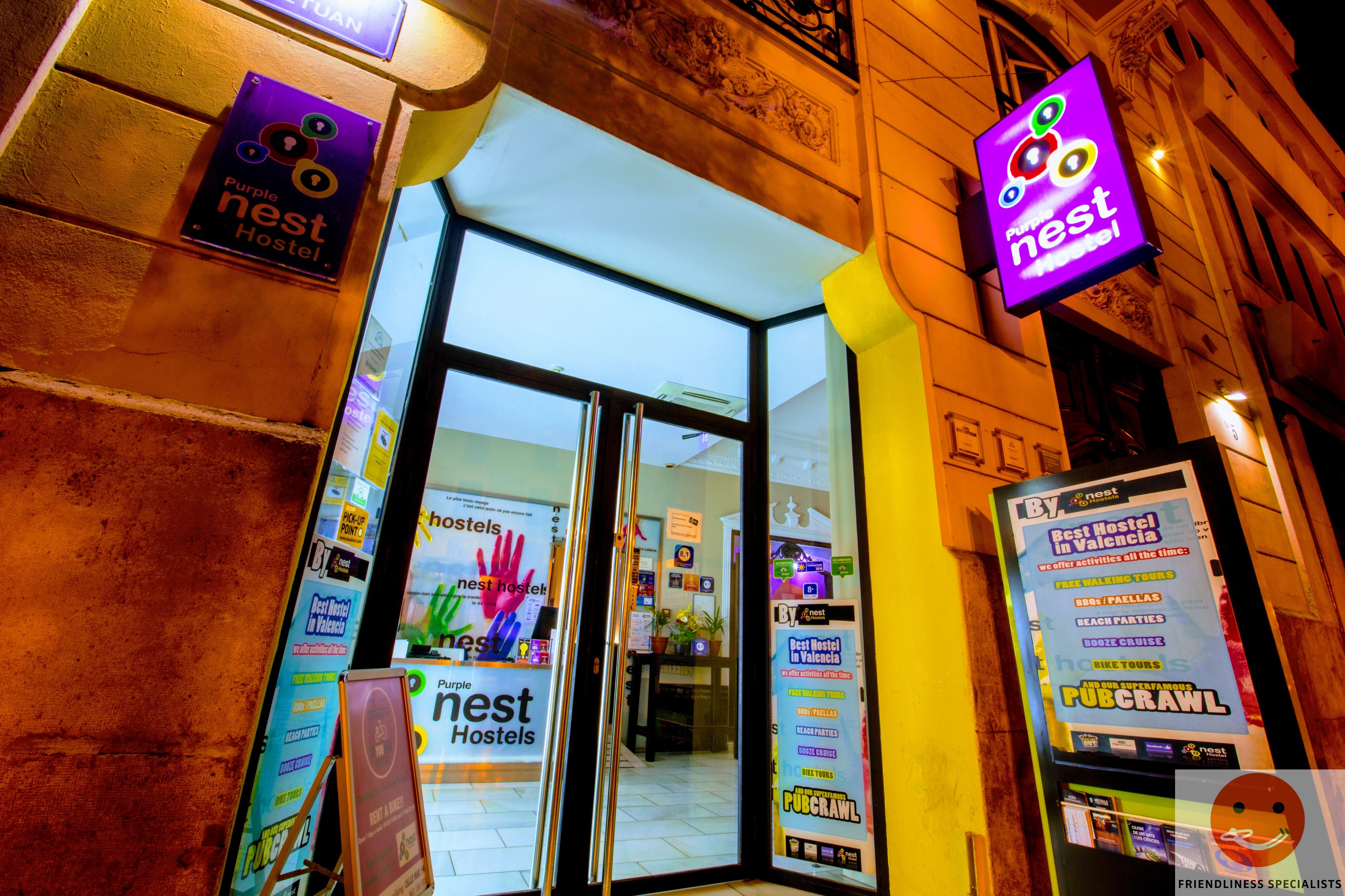 Purple Nest Hostel - Valencia — Fotos 1